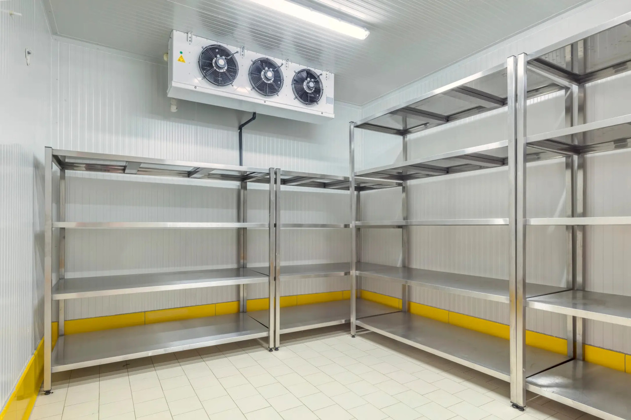 walk-in-cooler
